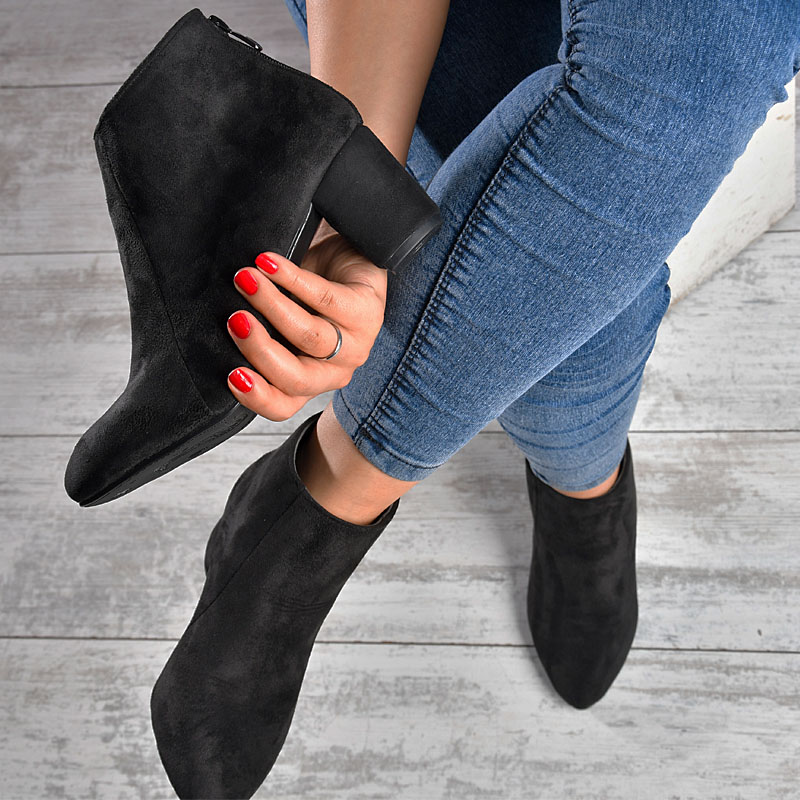 بوت دخترانه مدل William