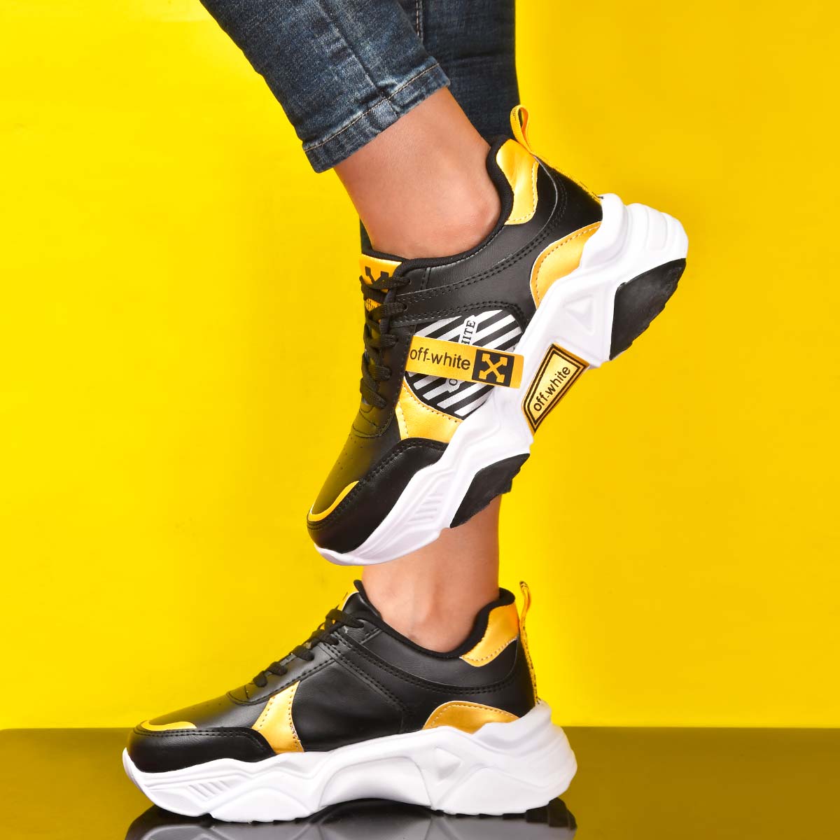 كفش دخترانه off whit مدل Adler