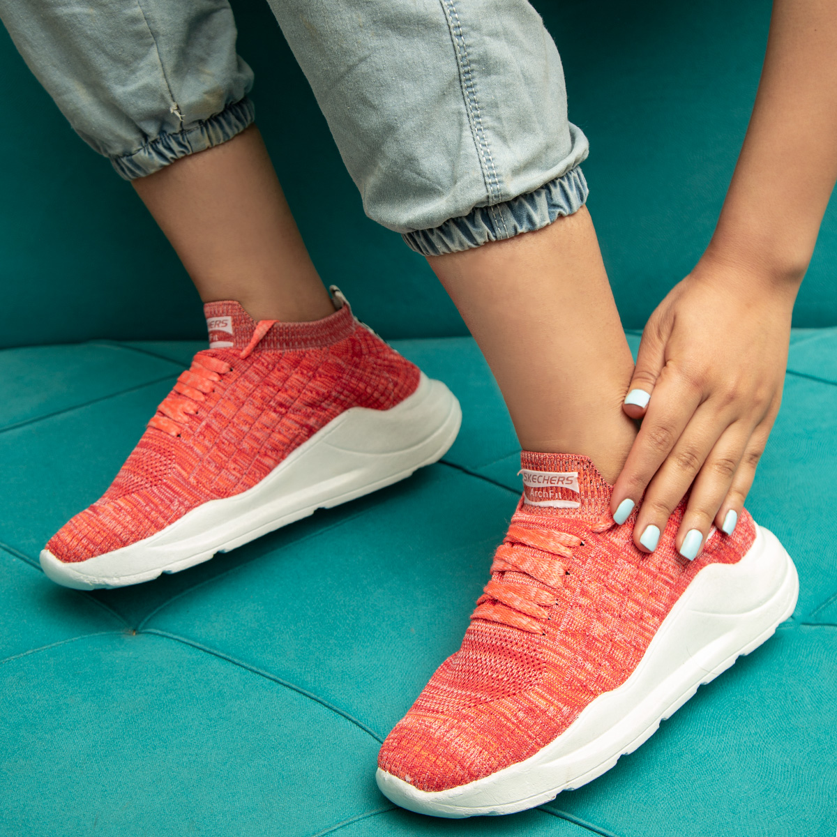 کفش اسکیچرز بافتی دخترانه صورتی مدل Savan