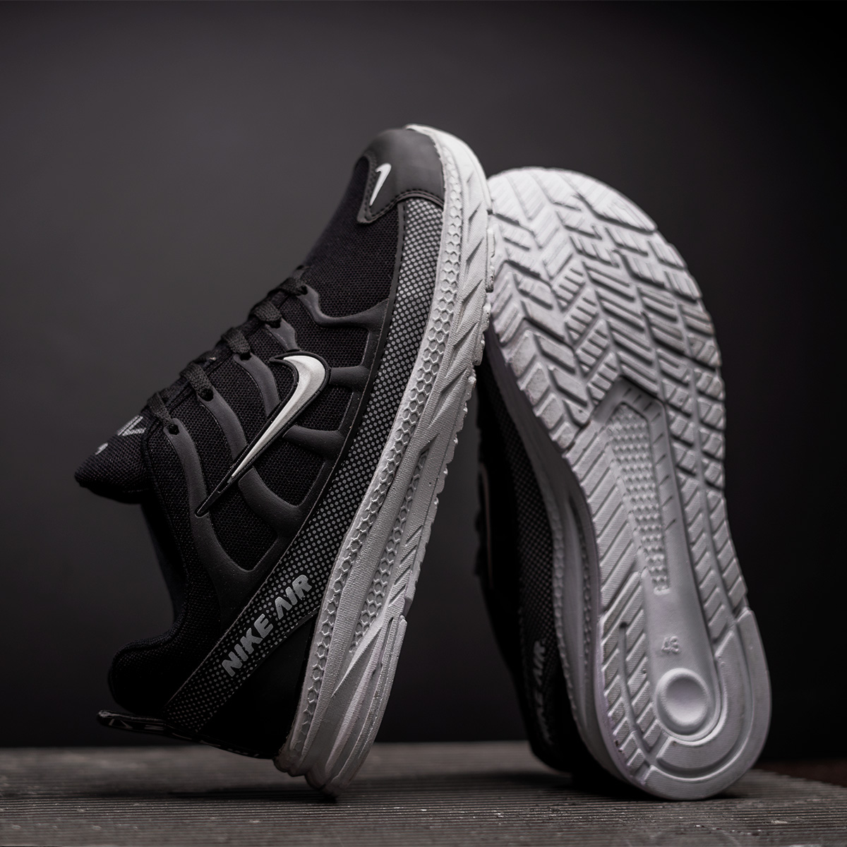 کفش ورزشی Nike airمردانه مشکی مدل Farnod