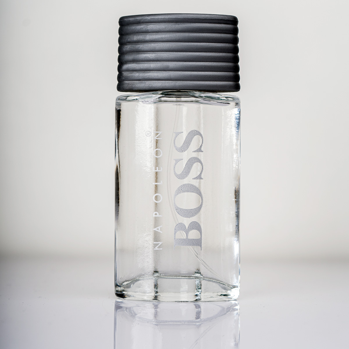 ادکلن Boss مردانه مدل VW4