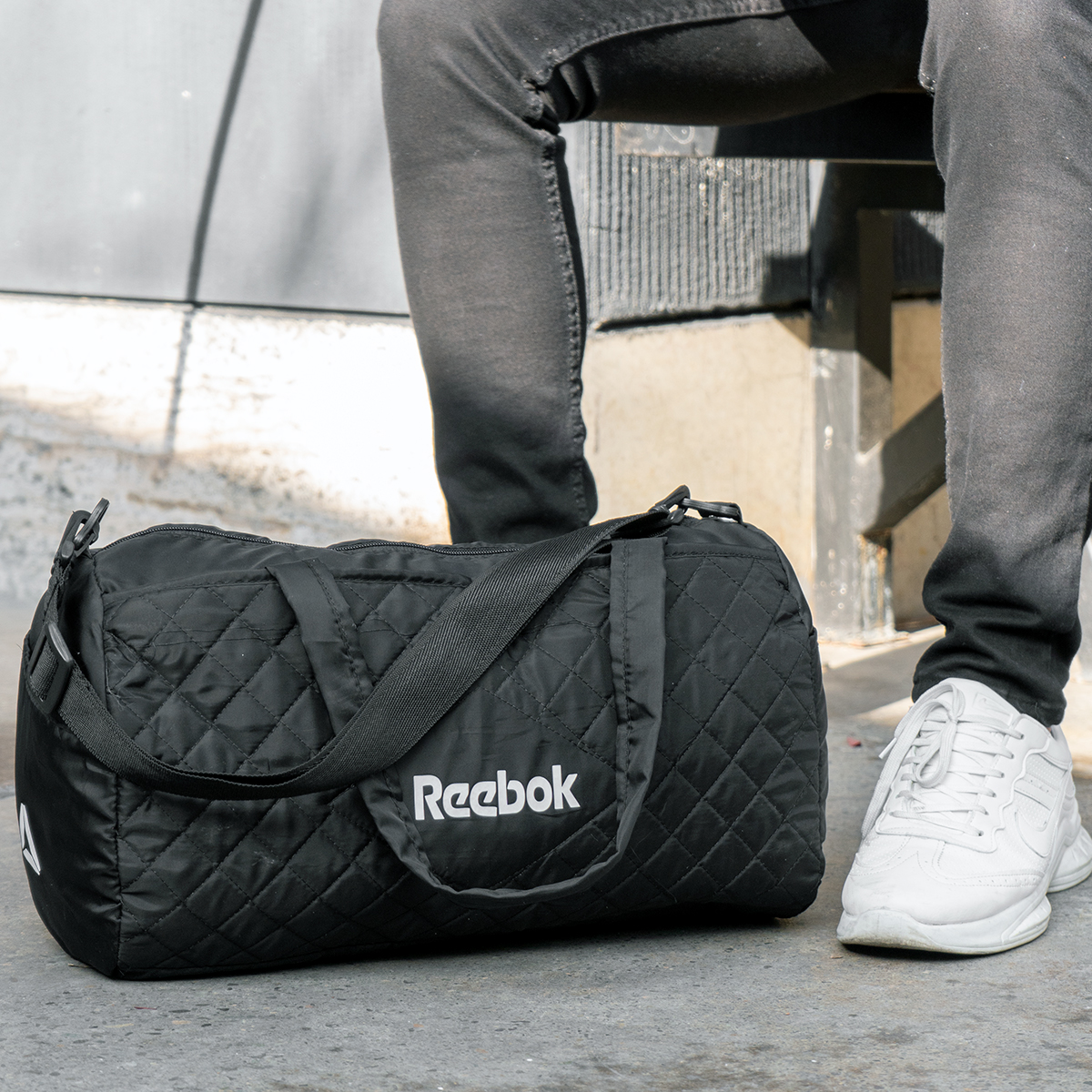 ساک ورزشی ریبوک مشکی مدل Hetra