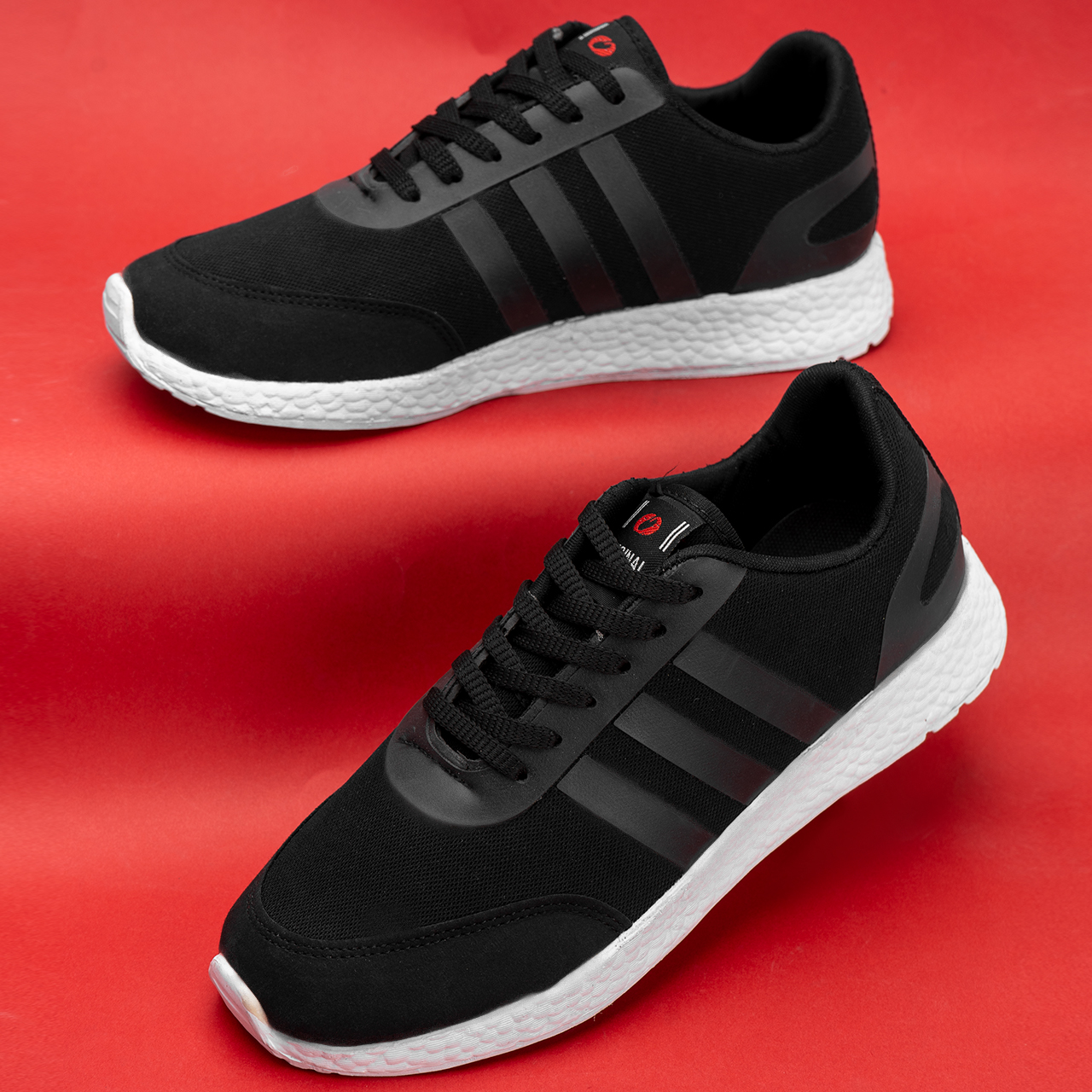 کفش ورزشی آدیداس مردانه مشکی زیره سفید مدل Hami