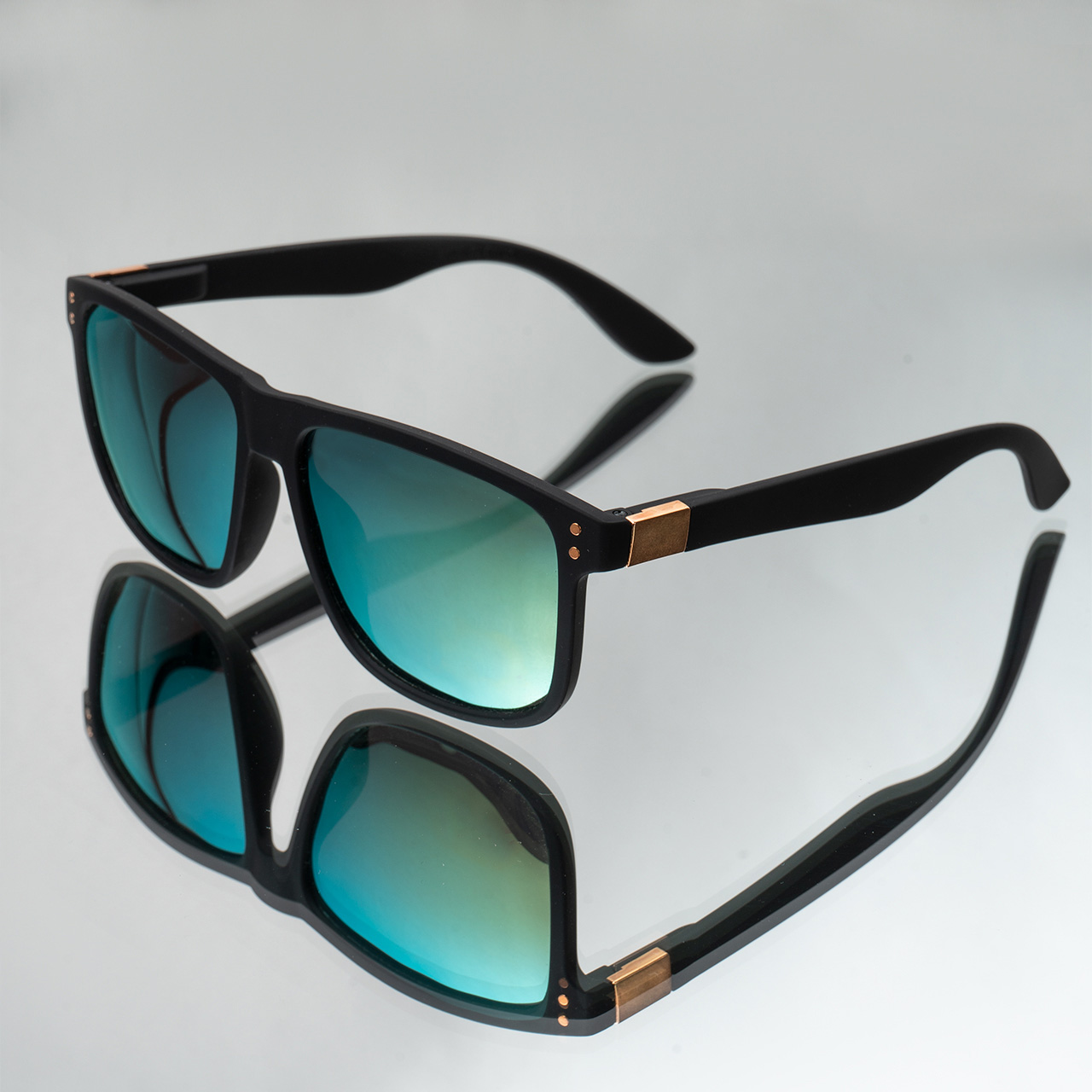 عینک آفتابی آینه ای سبز مدل A70