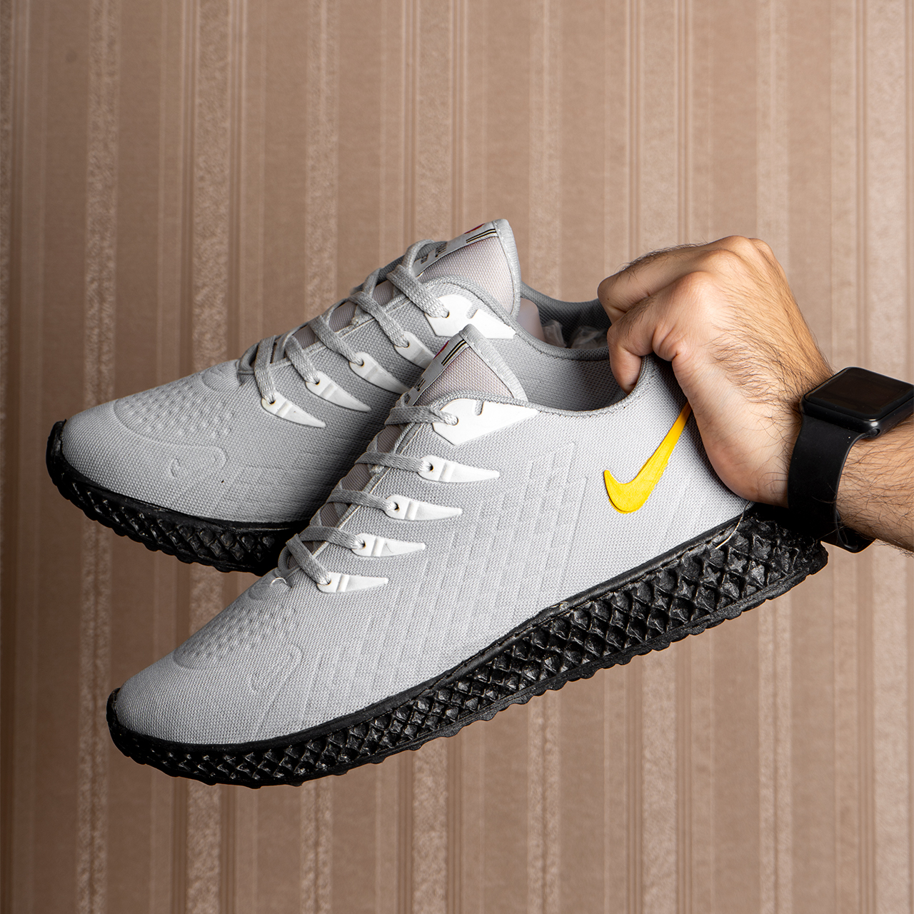 کفش ورزشی نایک (t) مردانه طوسی مدلgarin