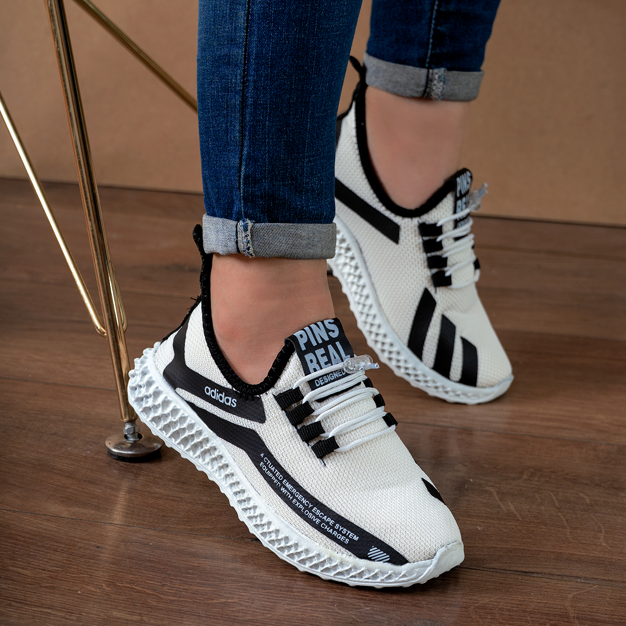 کفش ورزشی Adidas زنانه سفید مدل Titan