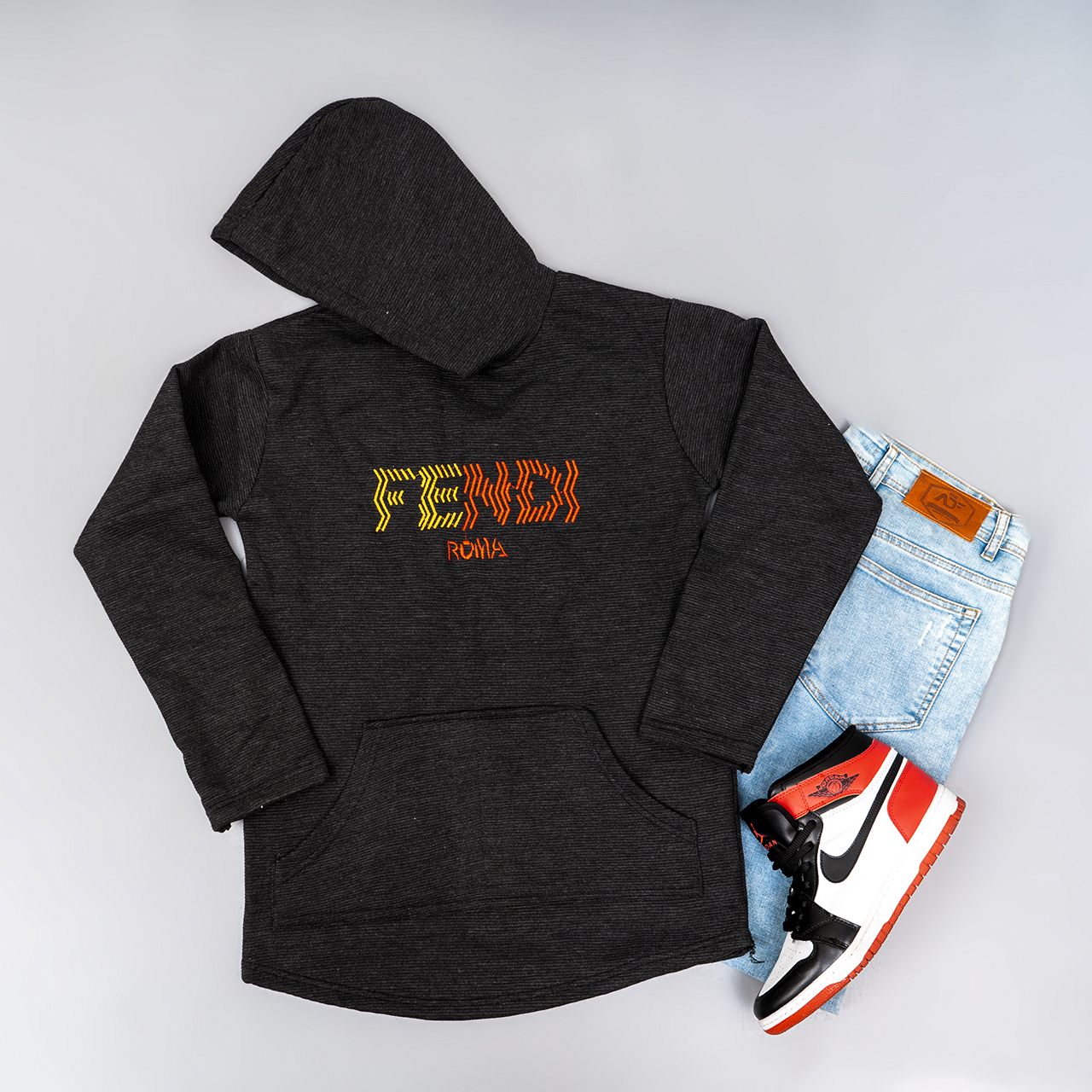 هودی مردانه Fendi مشکی مدل K90