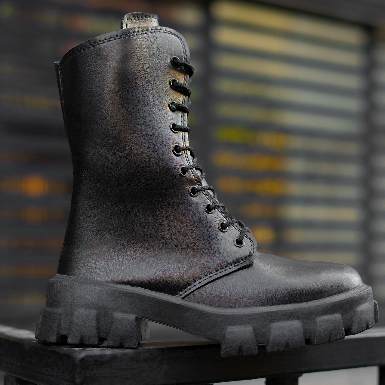 بوت زنانه مشکی مدل Shadan