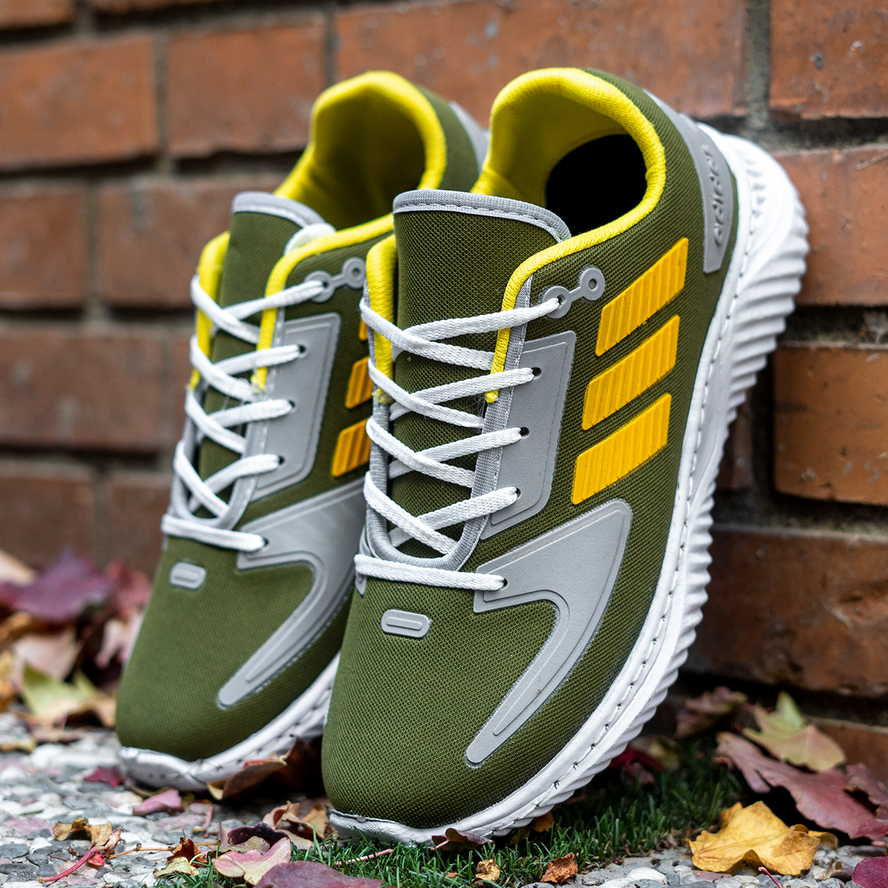 کفش ورزشی (T) آدیداس سبز زرد مردانه مدل atras