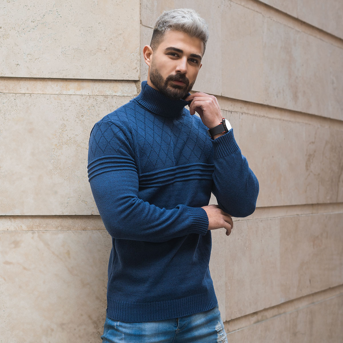 پلیور مردانه آبی طرح لوزی یقه اسکی مدل Havash