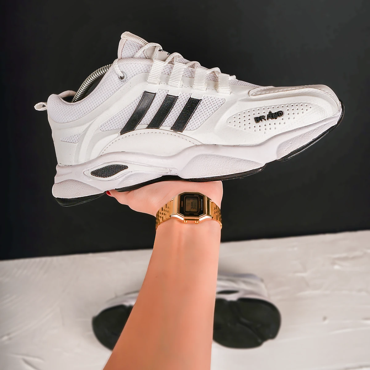 کفش ورزشی مردانه سفید مشکی Adidas مدل Ravan