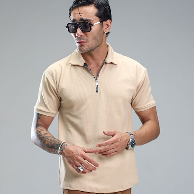 تیشرت مردانه یقه زیپ دار کرم مدل Arban