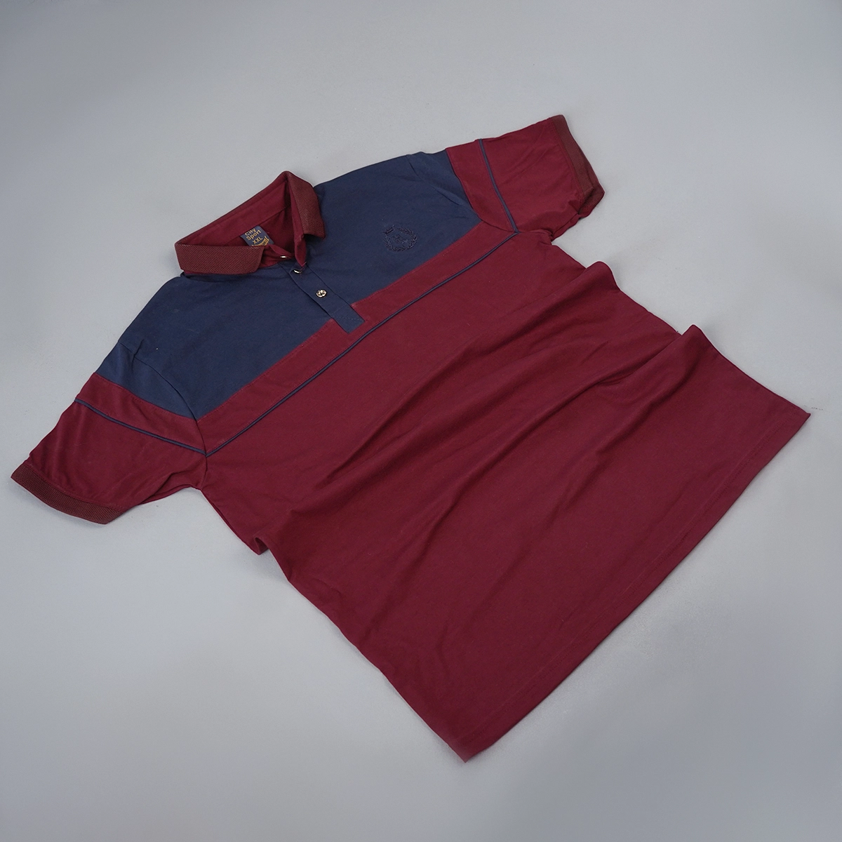 تیشرت مردانه یقه فرنچ زرشکی مدل Bahman