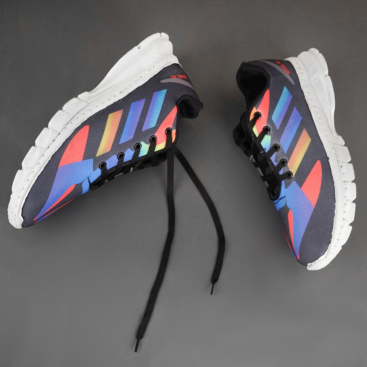 کفش ورزشی مردانه آدیداس چندرنگ مدل R920