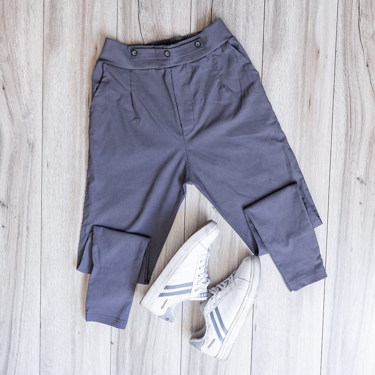 شلوار اسلش سه دکمه طوسی مردانه مدل Kavano