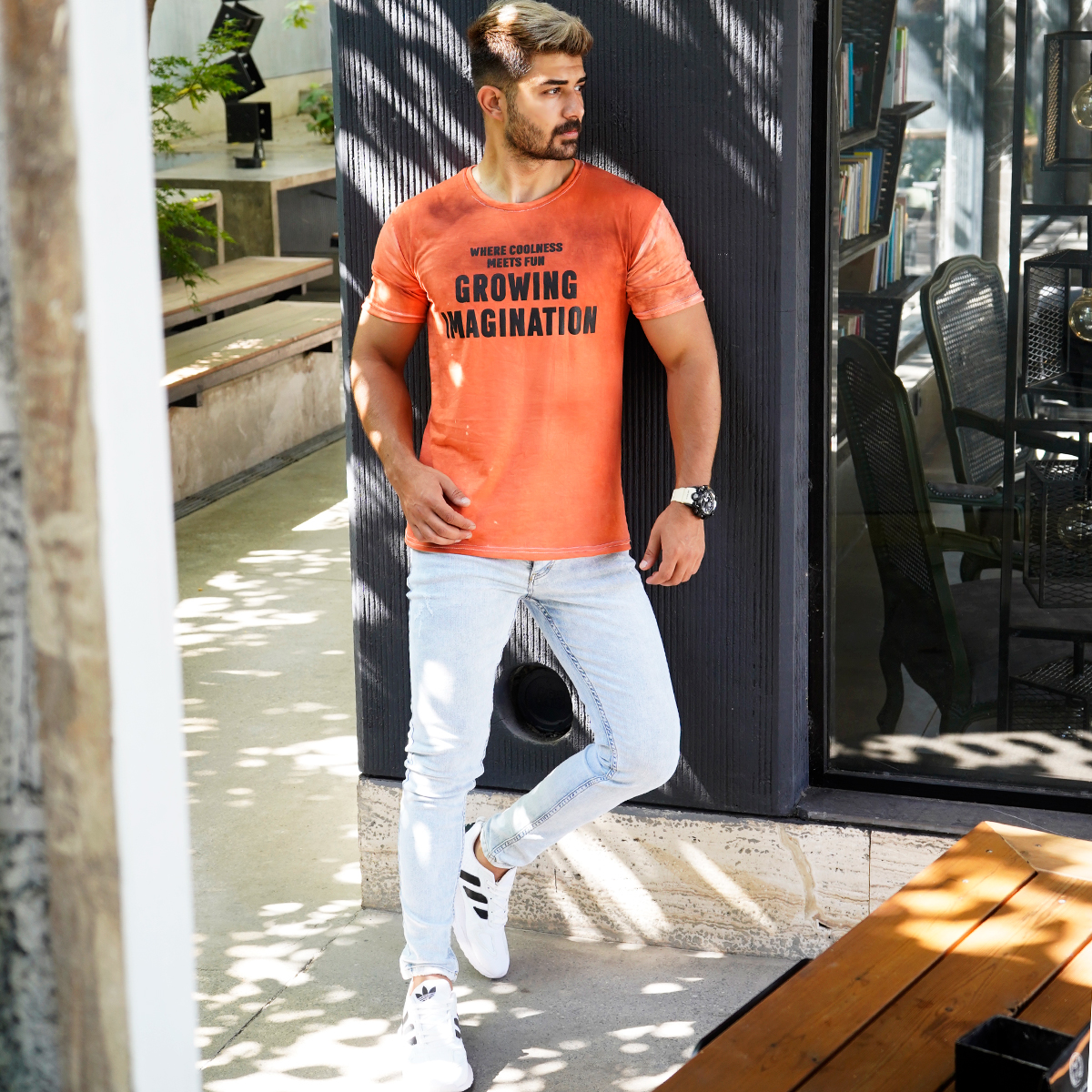 تیشرت مردانه ابر و بادی نارنجی مدل windy