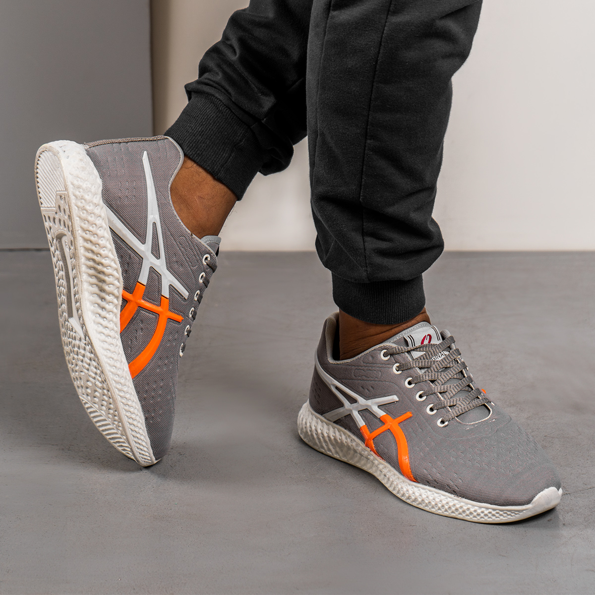 کفش ورزشی Asics مردانه طوسی نارنجی مدل Nardin(T)