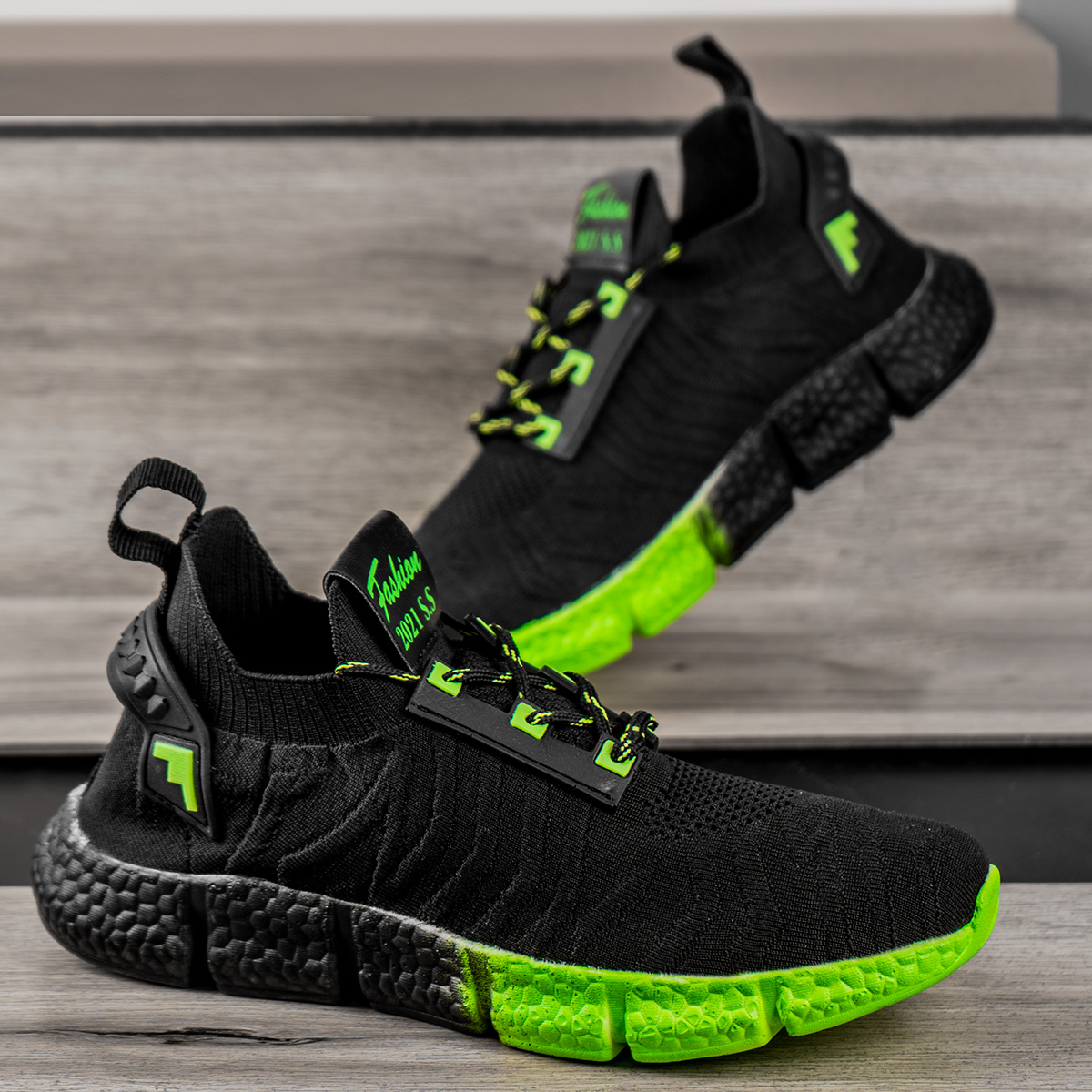 کفش ورزشی مردانه مشکی سبز مدل zebra