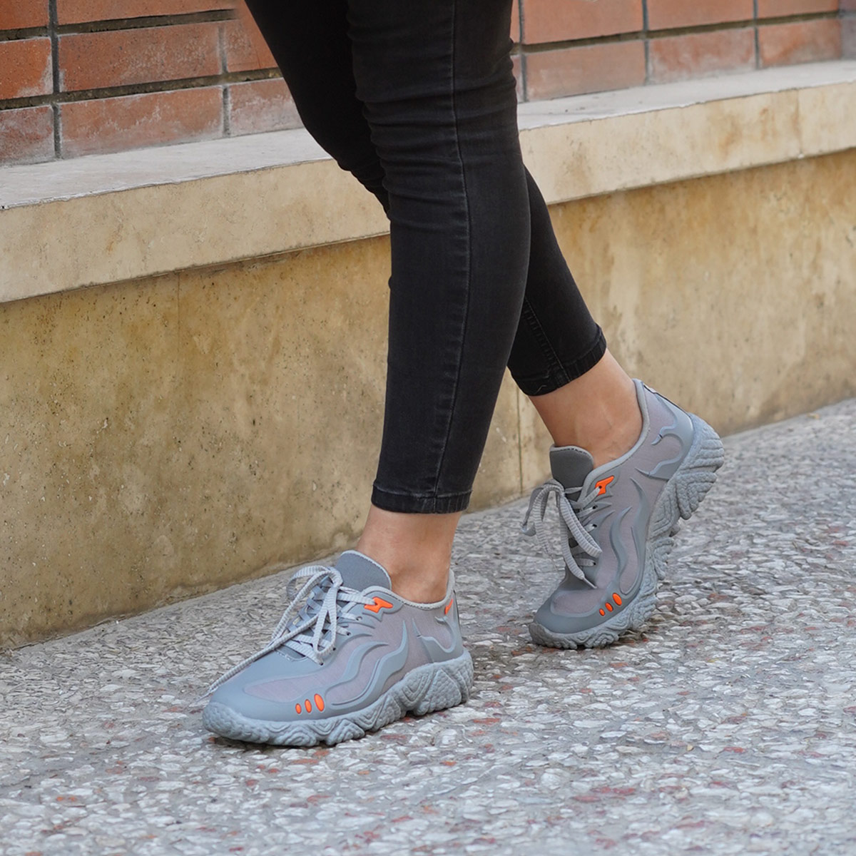 کفش ورزشی Fire زنانه طوسی مدل Neda